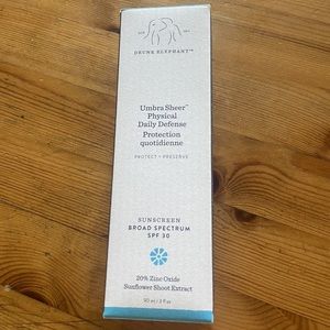 DRUNK ELEPHANT Umbra Sheer Physical Daily Defense SPF 30 90 ml 3 oz sunscreen
